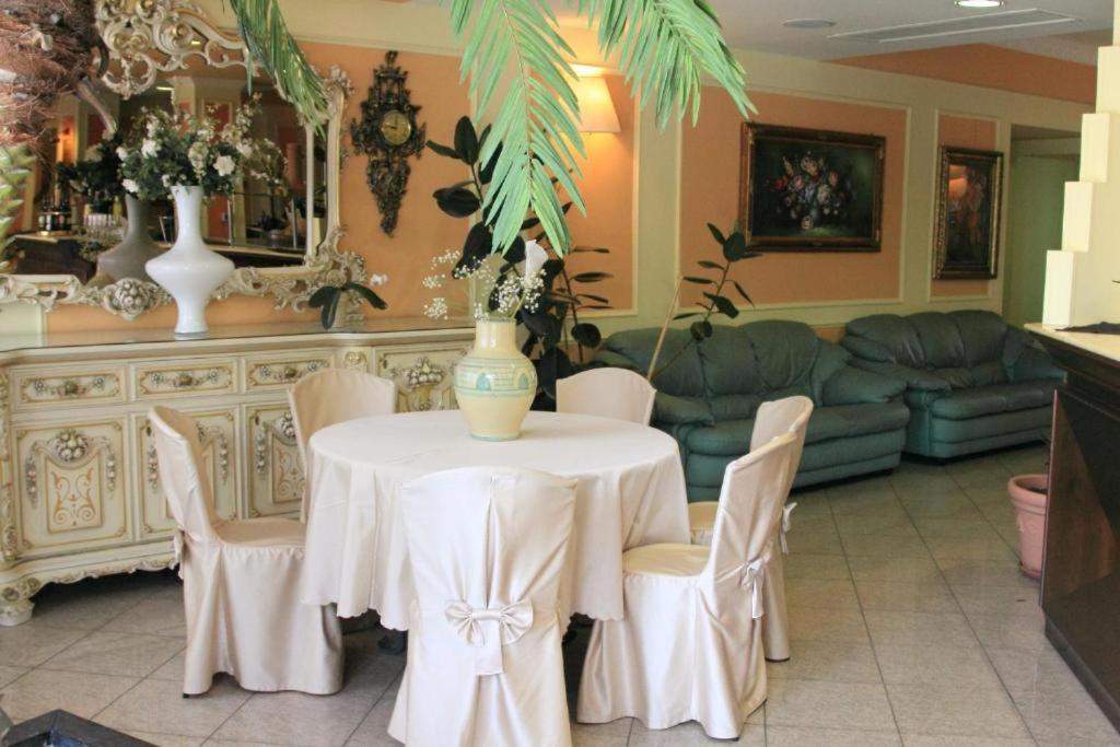 Depandance Hori Balconata 2 Punto 0 Hotel Lucera Ngoại thất bức ảnh
